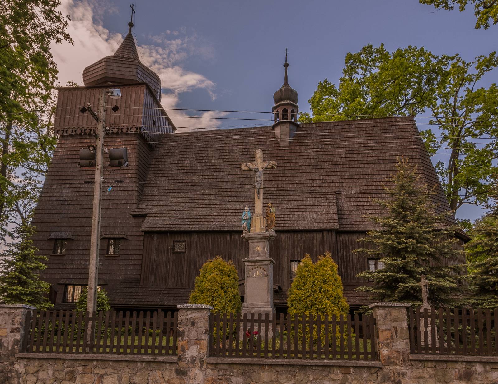 Photo of 
            Church of All Saints in Łaziska