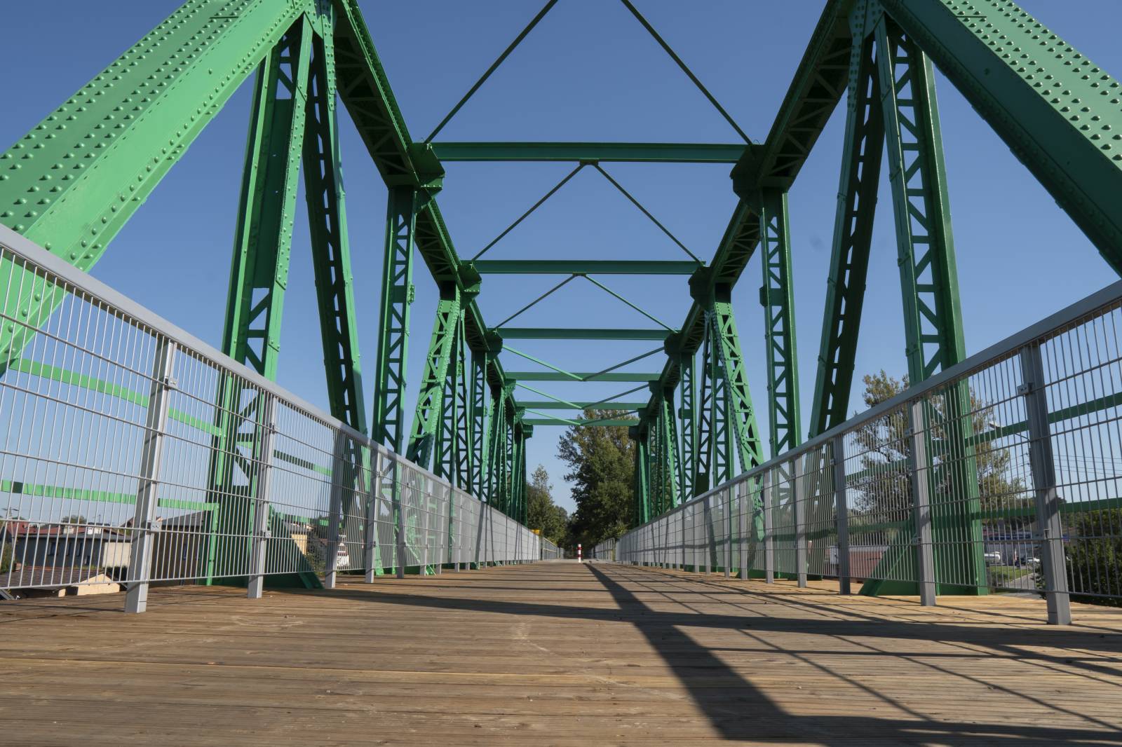 Alt2